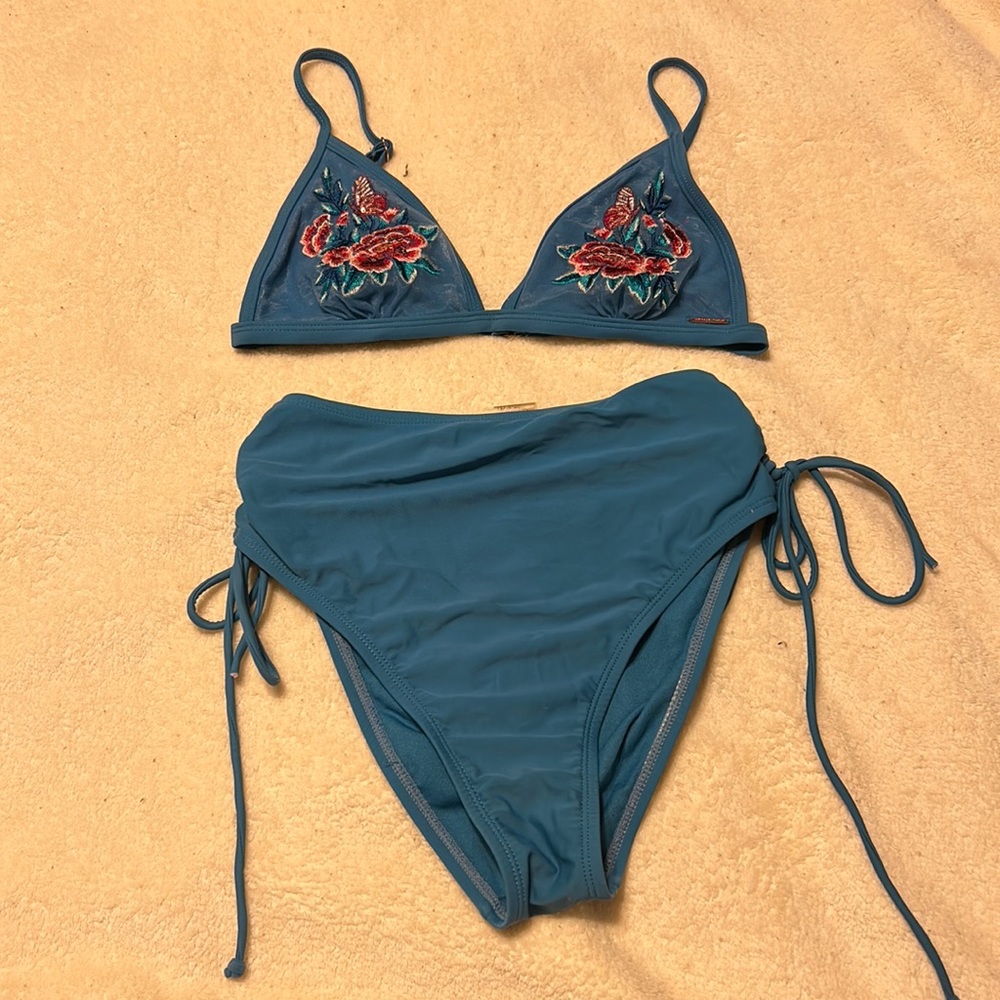 Flower bikini